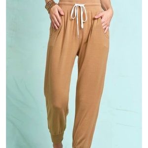 Camel Joggers